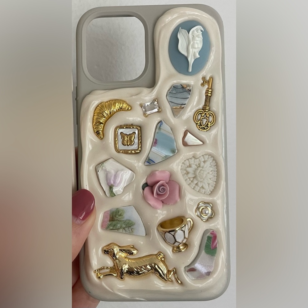 MEMOR STUDIO 12 mini iPhone Case
